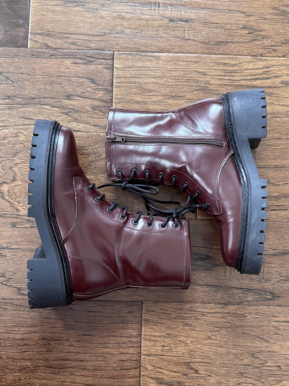 EUC Sezane Ashley Ankle Boots Glossy Chocolate Size 6
